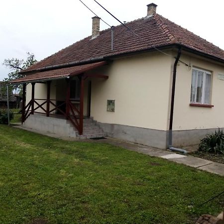 Öregakác Vendégház Tiszaladány Extérieur photo